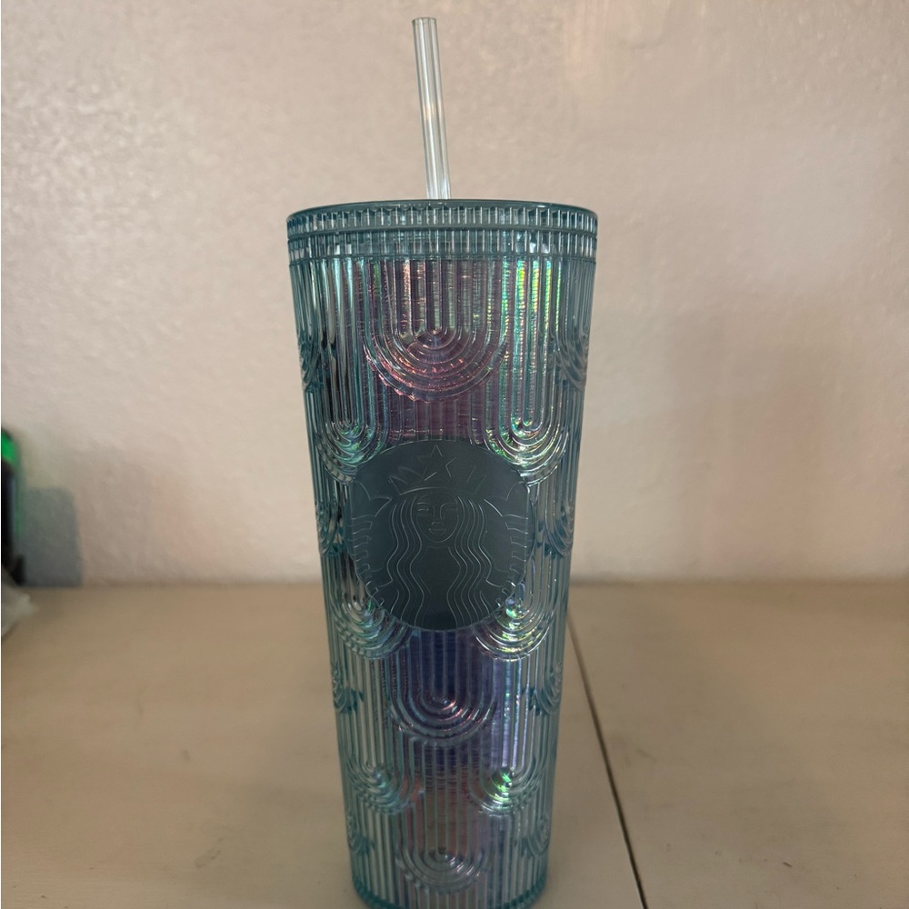 Starbucks Iridescent Mermaid Scale Tumbler (rare!)